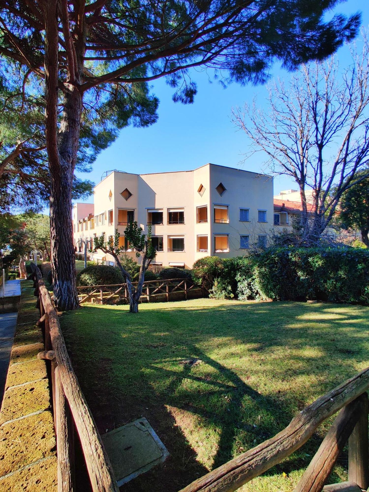 Holiday Homes Marina Apartments Пунта-Ала Экстерьер фото
